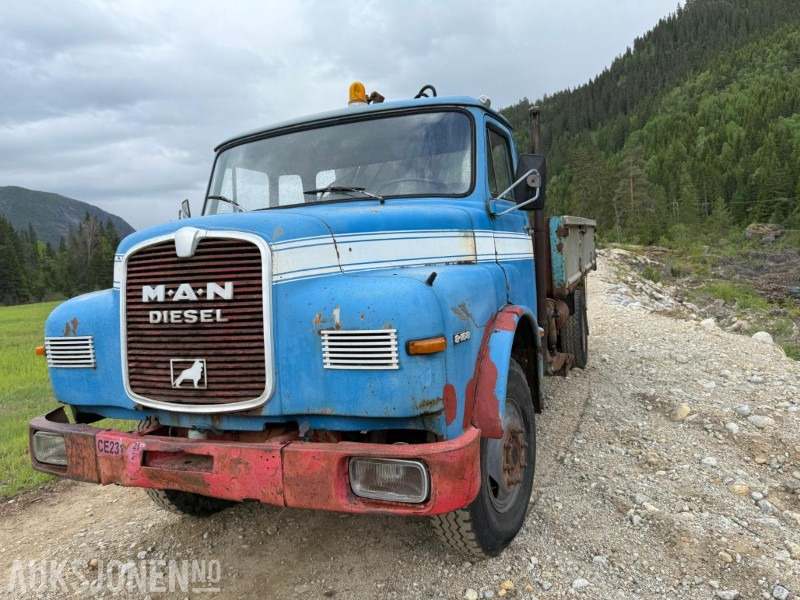 1973 Kranbil - MAN 8.168 HA, 4x4, Plan med tipp - Камион с кран: снимка 1 1973 Kranbil - MAN 8.168 HA, 4x4, Plan med tipp - Камион с кран: снимка 1