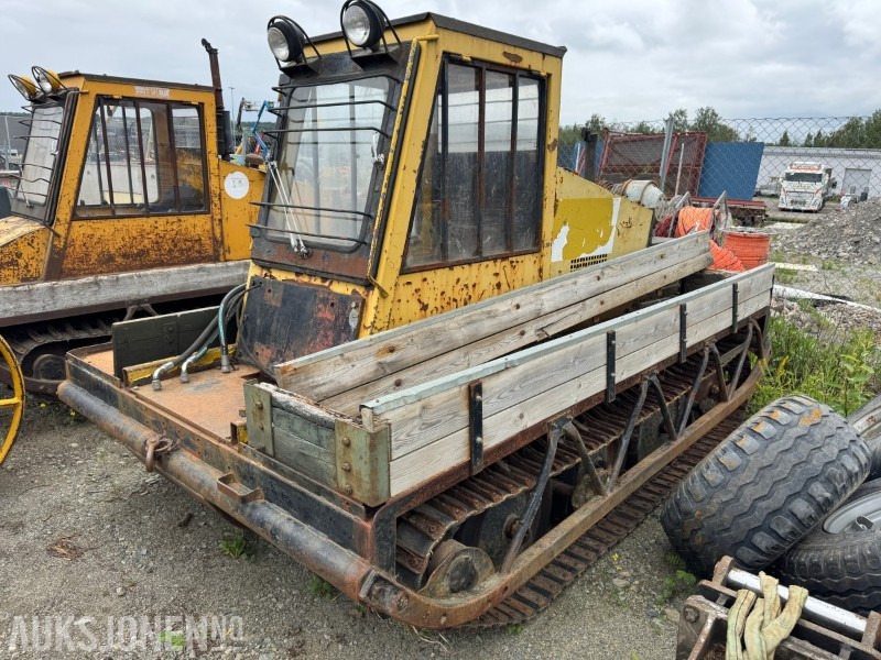 1974 Bombardier MM74 Muskeg med vinsj og lunnebom - Строително оборудване: снимка 1 1974 Bombardier MM74 Muskeg med vinsj og lunnebom - Строително оборудване: снимка 1