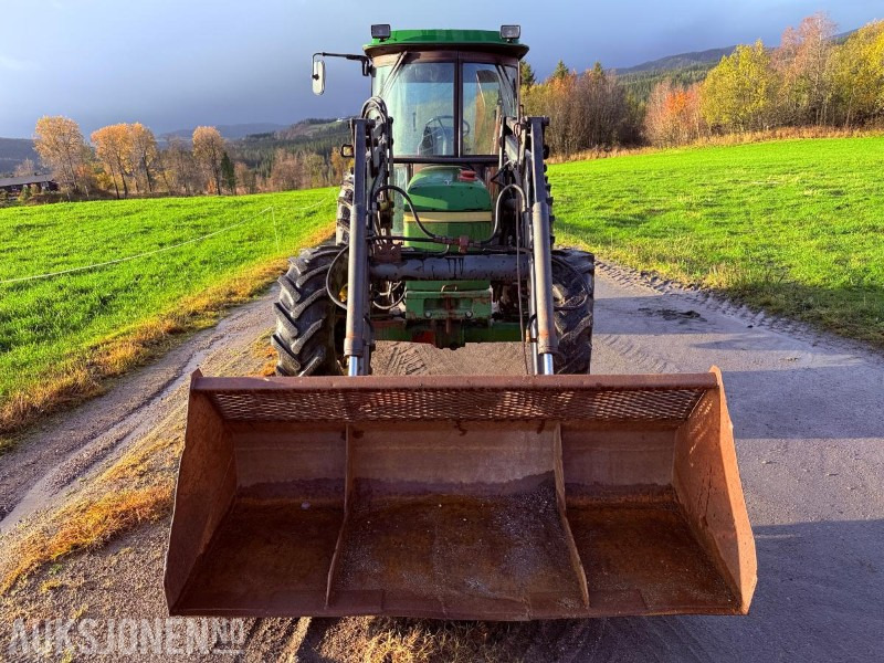 1983 John Deere 2040 SYNCHRON 9527 timer m/ Frontlasterskuffe - Трактор: снимка 5 1983 John Deere 2040 SYNCHRON 9527 timer m/ Frontlasterskuffe - Трактор: снимка 5