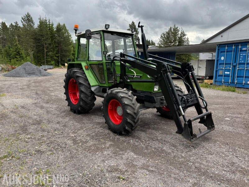 1984 Fendt Farmer Turbomatik 304LS AX Traktor m/Trima 1320 frontlaster - Трактор: снимка 3 1984 Fendt Farmer Turbomatik 304LS AX Traktor m/Trima 1320 frontlaster - Трактор: снимка 3