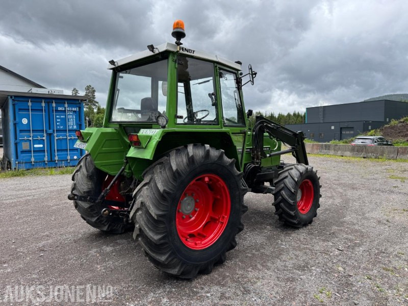 1984 Fendt Farmer Turbomatik 304LS AX Traktor m/Trima 1320 frontlaster - Трактор: снимка 5 1984 Fendt Farmer Turbomatik 304LS AX Traktor m/Trima 1320 frontlaster - Трактор: снимка 5