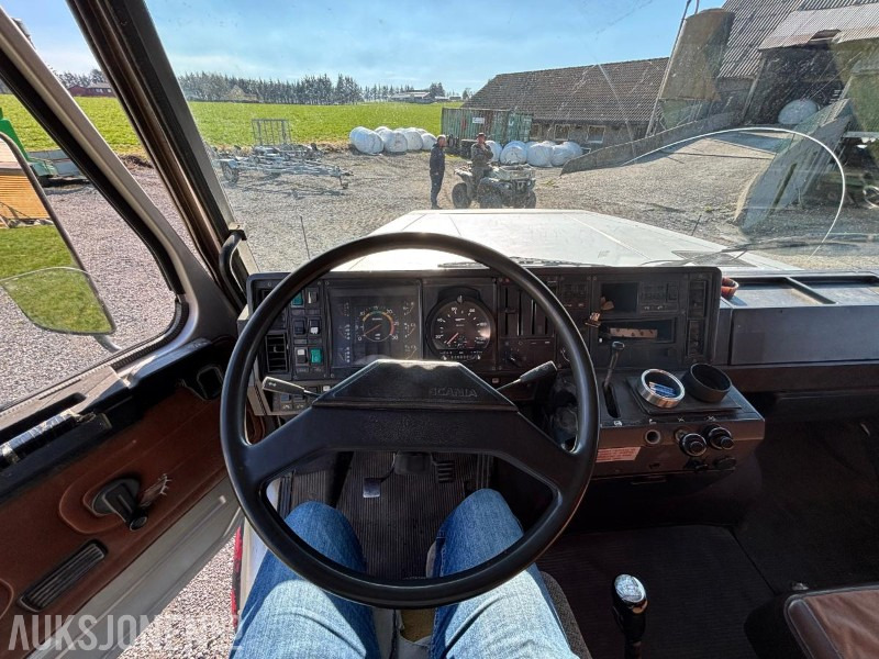 Самосвал камион 1984 Scania T112H 6X2 LC38, Veteran snutebil med tipp: снимка 16