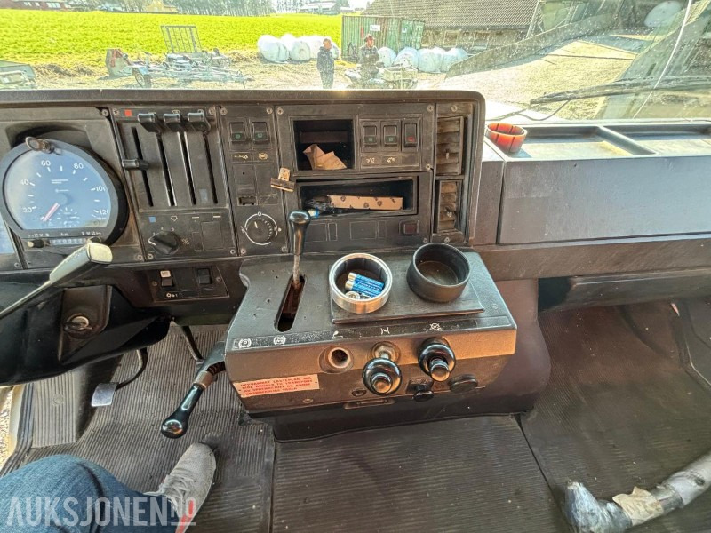 Самосвал камион 1984 Scania T112H 6X2 LC38, Veteran snutebil med tipp: снимка 17