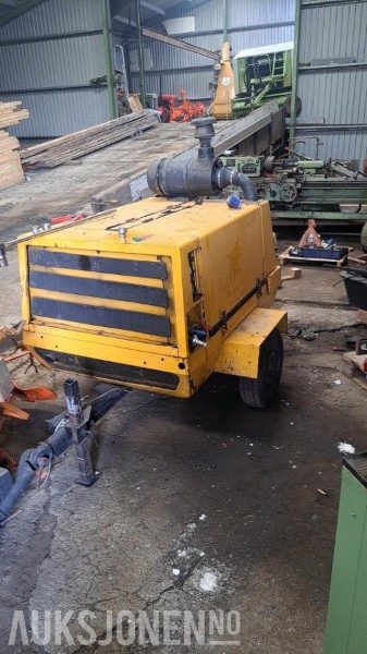 Пробивна машина 1986 Atlas Copco Xas 40 kompressor - 2804 timer: снимка 1