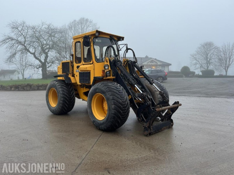 1988 VOLVO BM L30 HJULLASTER, SENTRALSMØRING, VEKTSYSTEM - Колесен товарач: снимка 3 1988 VOLVO BM L30 HJULLASTER, SENTRALSMØRING, VEKTSYSTEM - Колесен товарач: снимка 3