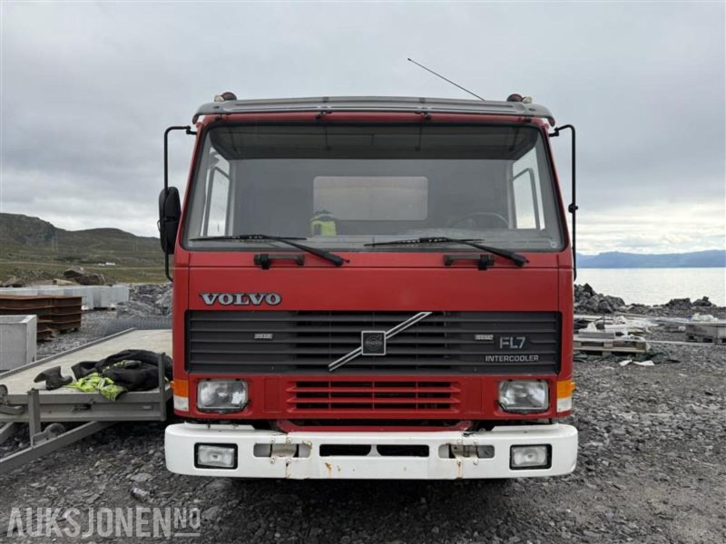 1991 Volvo fl7 tankbil - Камион цистерна: снимка 3 1991 Volvo fl7 tankbil - Камион цистерна: снимка 3
