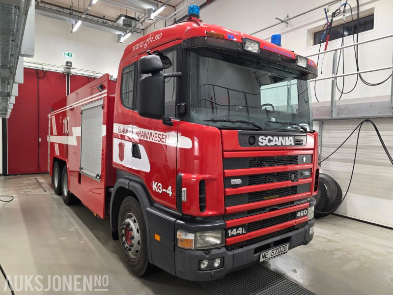 1996 Scania R144 brannbil - Пожарна кола: снимка 2 1996 Scania R144 brannbil - Пожарна кола: снимка 2