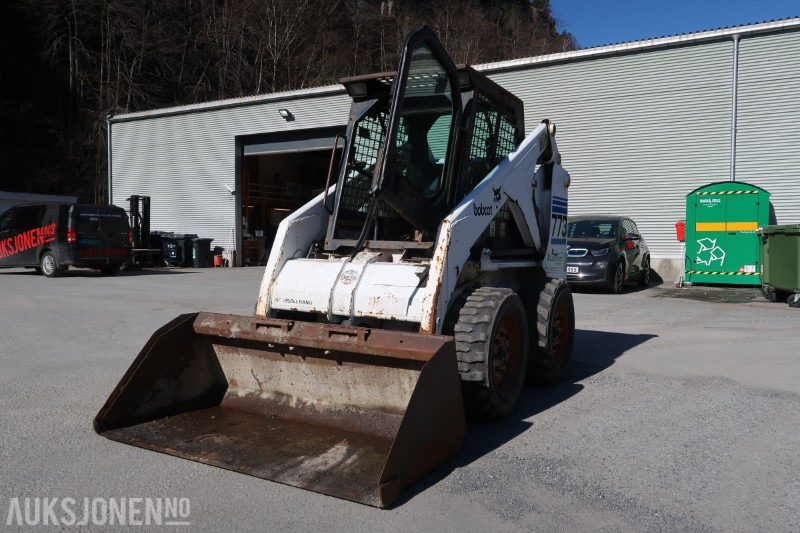1997 Bobcat 773 Kompaktlaster / Mye utstyr / 1925 timer - Мини челен товарач: снимка 2 1997 Bobcat 773 Kompaktlaster / Mye utstyr / 1925 timer - Мини челен товарач: снимка 2