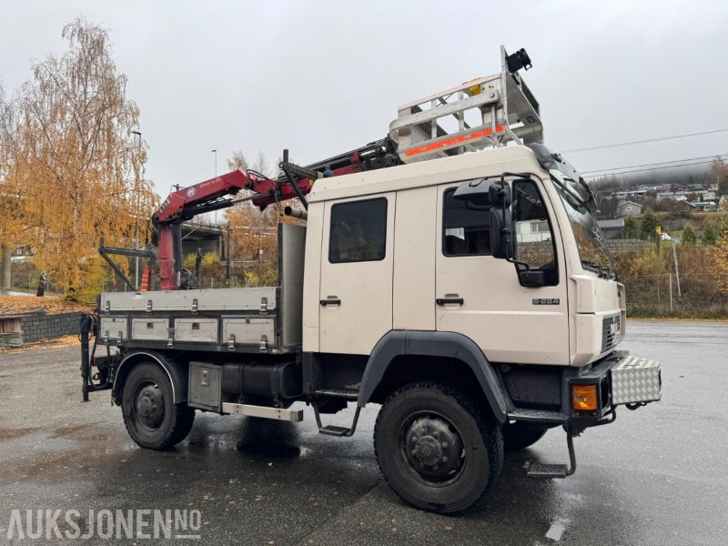 1997 MAN 8.224 LAEC 4x4 linjebil med kran og selvnivellerende mannskapskorg - Камион с кран: снимка 3 1997 MAN 8.224 LAEC 4x4 linjebil med kran og selvnivellerende mannskapskorg - Камион с кран: снимка 3