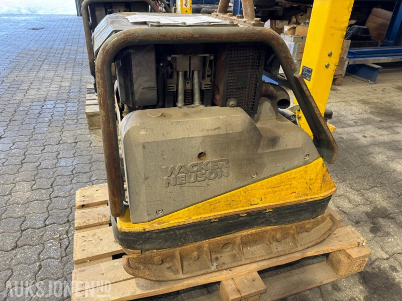 Валяк 2 stk Wacker Neuson DPU Vibroplate 490 kg: снимка 9