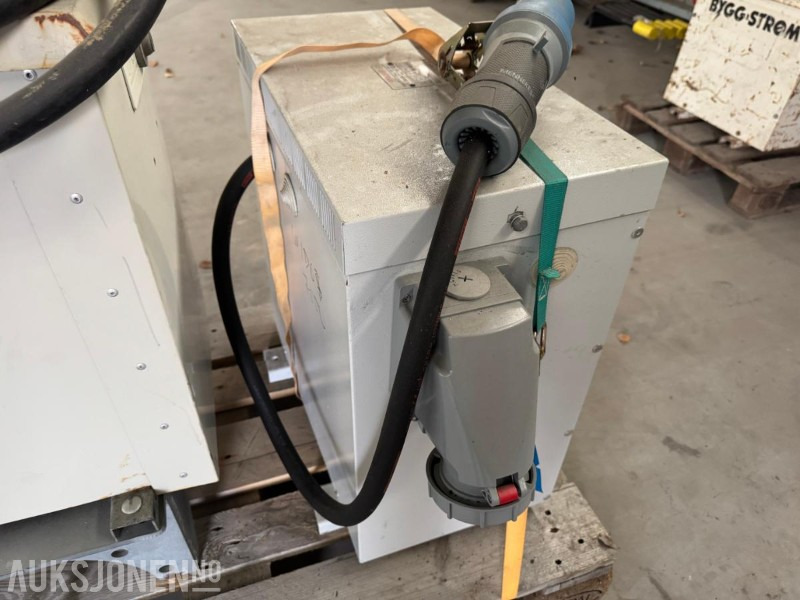 2 stk trafoer - Строително оборудване: снимка 3 2 stk trafoer - Строително оборудване: снимка 3