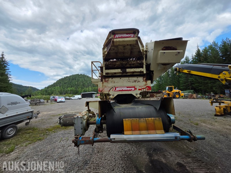 2000 Nordberg LT 800 Finknuserverk med HP 200 knuser - 17986 Arbeidstimer - Мобилна трошачка: снимка 4 2000 Nordberg LT 800 Finknuserverk med HP 200 knuser - 17986 Arbeidstimer - Мобилна трошачка: снимка 4