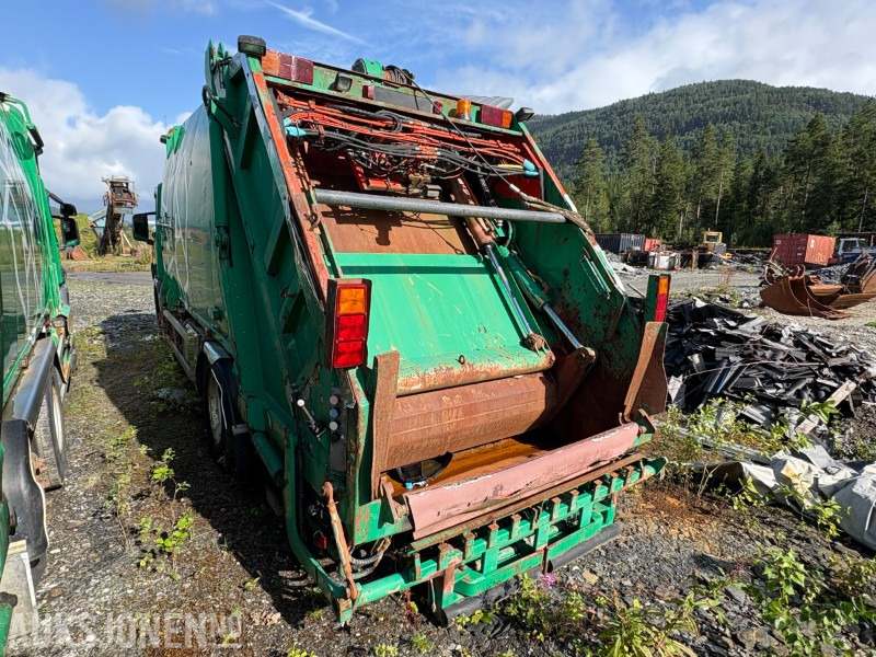 2000 Scania P114 komprimatorbil - renovasjonsbil - bossbil - Боклукчийска кола: снимка 4 2000 Scania P114 komprimatorbil - renovasjonsbil - bossbil - Боклукчийска кола: снимка 4
