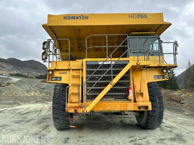 2001 Komatsu HD 785-5 Tipptruck - 91 tonns lastekapasitet - Registrert med sorte skilter - - Самосвал: снимка 2 2001 Komatsu HD 785-5 Tipptruck - 91 tonns lastekapasitet - Registrert med sorte skilter - - Самосвал: снимка 2