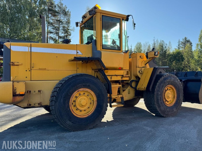 2001 Volvo L90 D hjullaster med skuffe - Колесен товарач: снимка 5 2001 Volvo L90 D hjullaster med skuffe - Колесен товарач: снимка 5