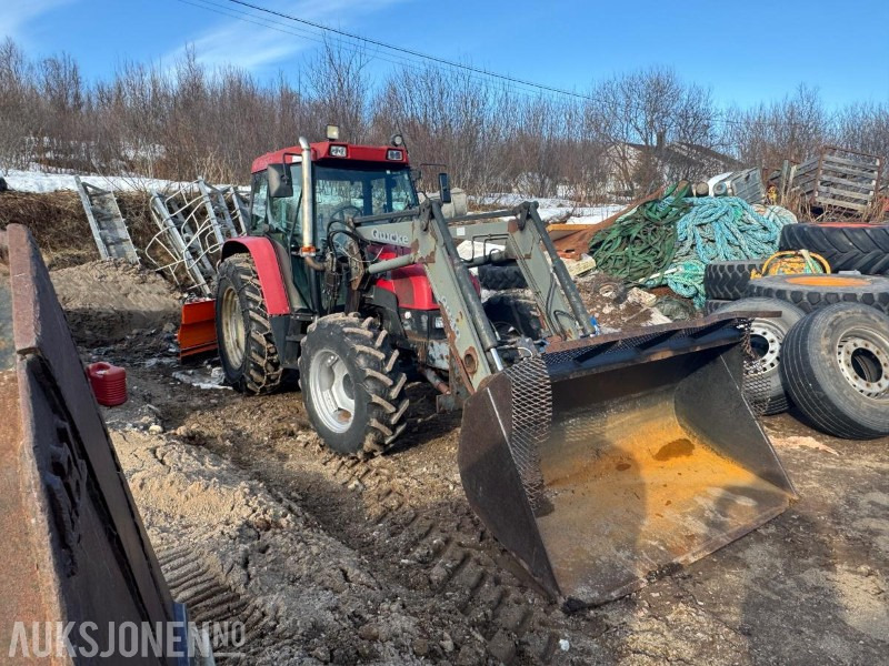 2002 CASE IH CS94A Traktor - Frontlaster - Skuff - Nye dekk - 5124T - Трактор: снимка 2 2002 CASE IH CS94A Traktor - Frontlaster - Skuff - Nye dekk - 5124T - Трактор: снимка 2
