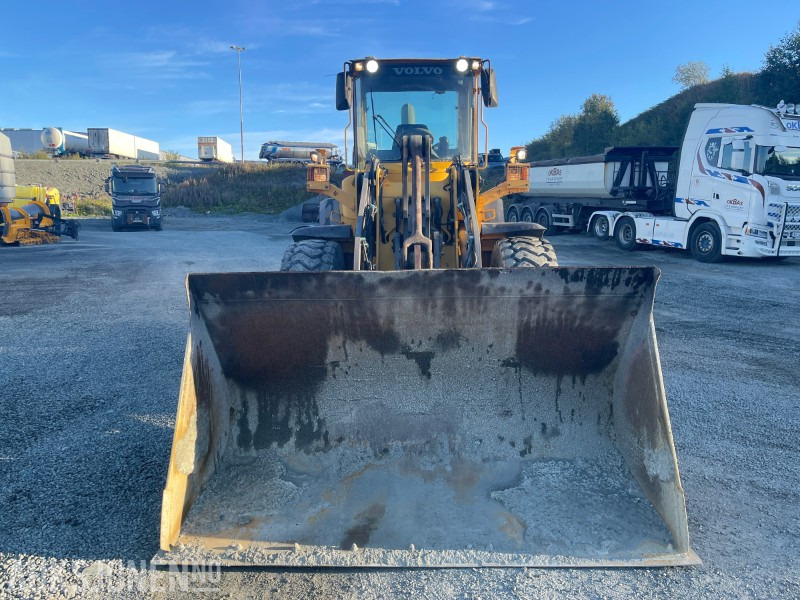 2003 Volvo L90E - Колесен товарач: снимка 5 2003 Volvo L90E - Колесен товарач: снимка 5