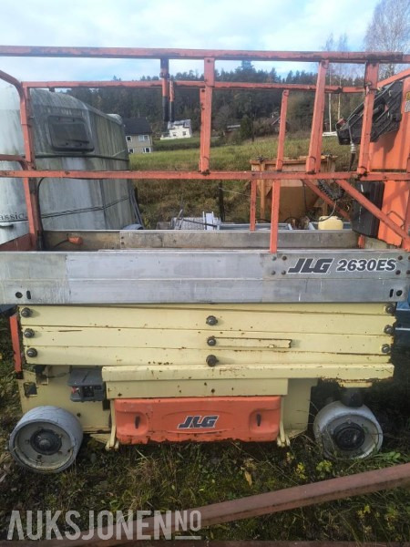2005 JLG 2630 ES Lift - Работна площадка: снимка 2 2005 JLG 2630 ES Lift - Работна площадка: снимка 2