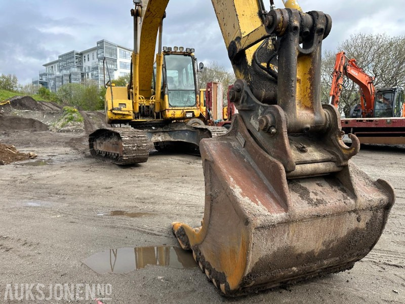 2005 Komatsu PC210LC-7K GRAVEMASKIN - 11000 Timer - Багер: снимка 4 2005 Komatsu PC210LC-7K GRAVEMASKIN - 11000 Timer - Багер: снимка 4