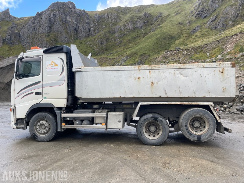 2005 Volvo FH12 6X2 *Sentralsmøring* Eu godkjent til 21.04.2026* - Самосвал камион: снимка 3 2005 Volvo FH12 6X2 *Sentralsmøring* Eu godkjent til 21.04.2026* - Самосвал камион: снимка 3