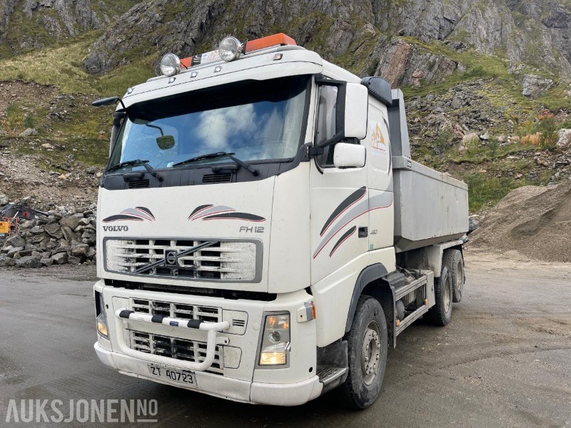 2005 Volvo FH12 6X2 *Sentralsmøring* Eu godkjent til 21.04.2026* - Самосвал камион: снимка 1 2005 Volvo FH12 6X2 *Sentralsmøring* Eu godkjent til 21.04.2026* - Самосвал камион: снимка 1