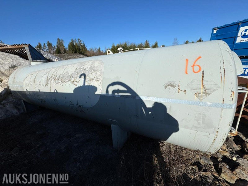 2006 Dieseltank 20m3 med pumpe - Строително оборудване: снимка 4 2006 Dieseltank 20m3 med pumpe - Строително оборудване: снимка 4