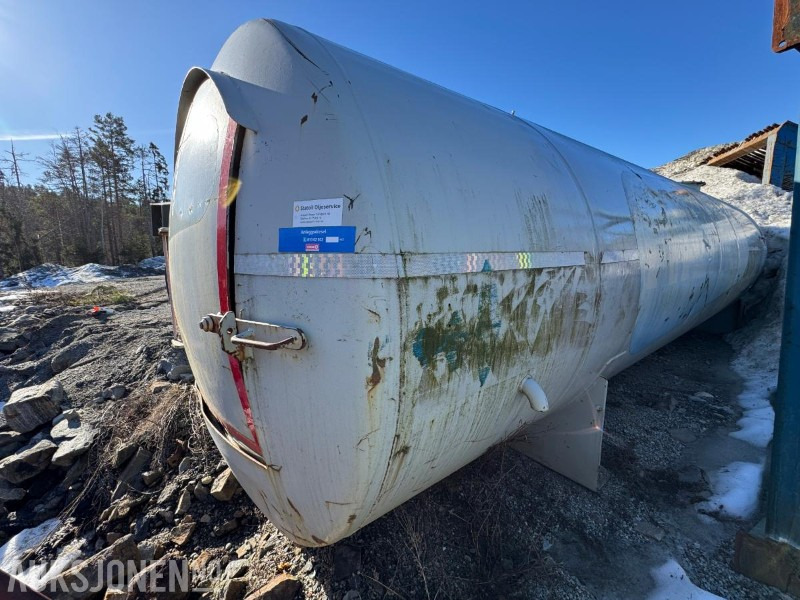 2006 Dieseltank 20m3 med pumpe - Строително оборудване: снимка 1 2006 Dieseltank 20m3 med pumpe - Строително оборудване: снимка 1