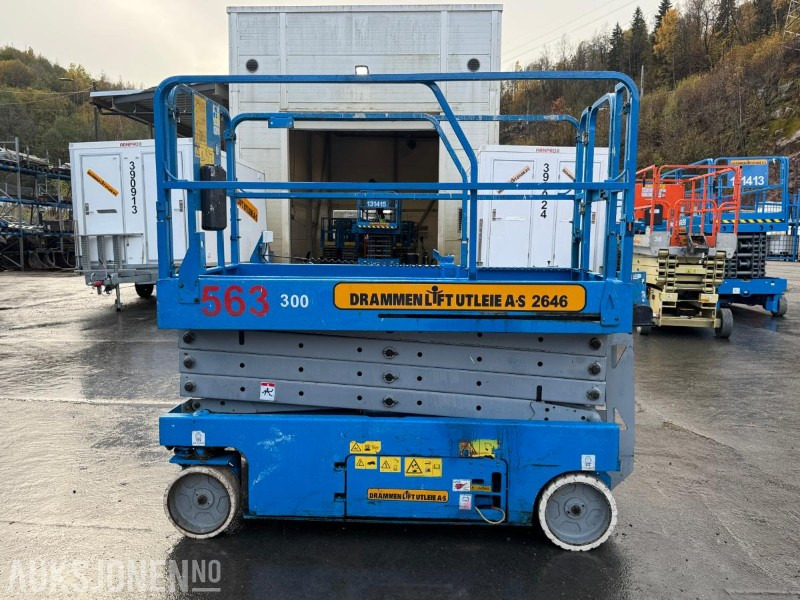 2006 Genie GS2646 sakselift / 10 meter arbeidshøyde / Sertifisert - Работна площадка: снимка 5 2006 Genie GS2646 sakselift / 10 meter arbeidshøyde / Sertifisert - Работна площадка: снимка 5