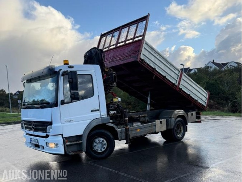 2006 Mercedes-Benz 1524 ATEGO II TYPE 1 med kran og treveis tipp eu ok til 05.2026 - Самосвал камион: снимка 4 2006 Mercedes-Benz 1524 ATEGO II TYPE 1 med kran og treveis tipp eu ok til 05.2026 - Самосвал камион: снимка 4