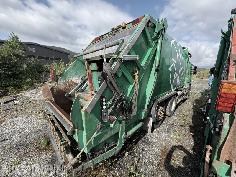 2006 Scania P380 2-kammers komprimatorbil - renovasjonsbil - bossbil - Боклукчийска кола: снимка 3 2006 Scania P380 2-kammers komprimatorbil - renovasjonsbil - bossbil - Боклукчийска кола: снимка 3