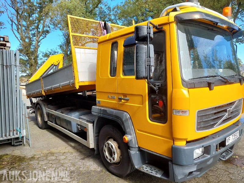 2006 Volvo FL6H 4X2 med solid bakmontert HMV kran med fjernstyring EU OK - Самосвал камион: снимка 5 2006 Volvo FL6H 4X2 med solid bakmontert HMV kran med fjernstyring EU OK - Самосвал камион: снимка 5