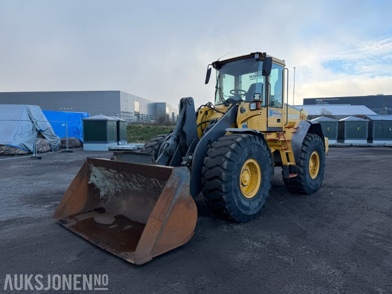 2006 Volvo L90E hjullaster - Sentralsmøring - Joystick - Tilleggshydraulikk - Колесен товарач: снимка 1 2006 Volvo L90E hjullaster - Sentralsmøring - Joystick - Tilleggshydraulikk - Колесен товарач: снимка 1