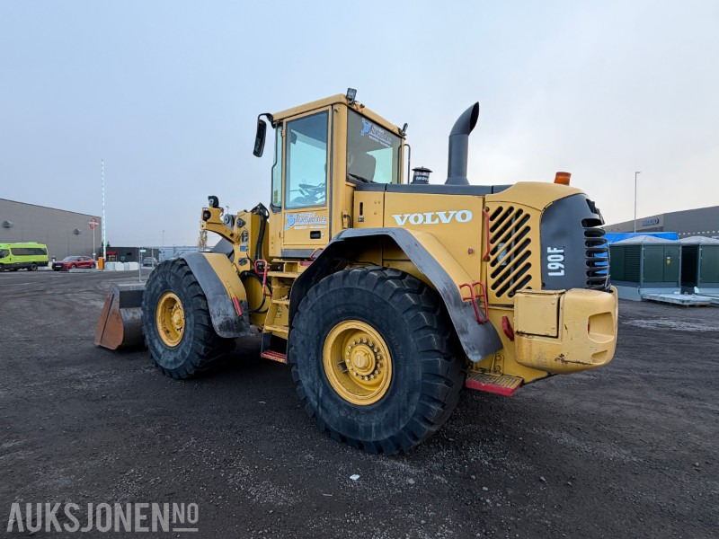 2006 Volvo L90E hjullaster - Sentralsmøring - Joystick - Tilleggshydraulikk - Колесен товарач: снимка 3 2006 Volvo L90E hjullaster - Sentralsmøring - Joystick - Tilleggshydraulikk - Колесен товарач: снимка 3