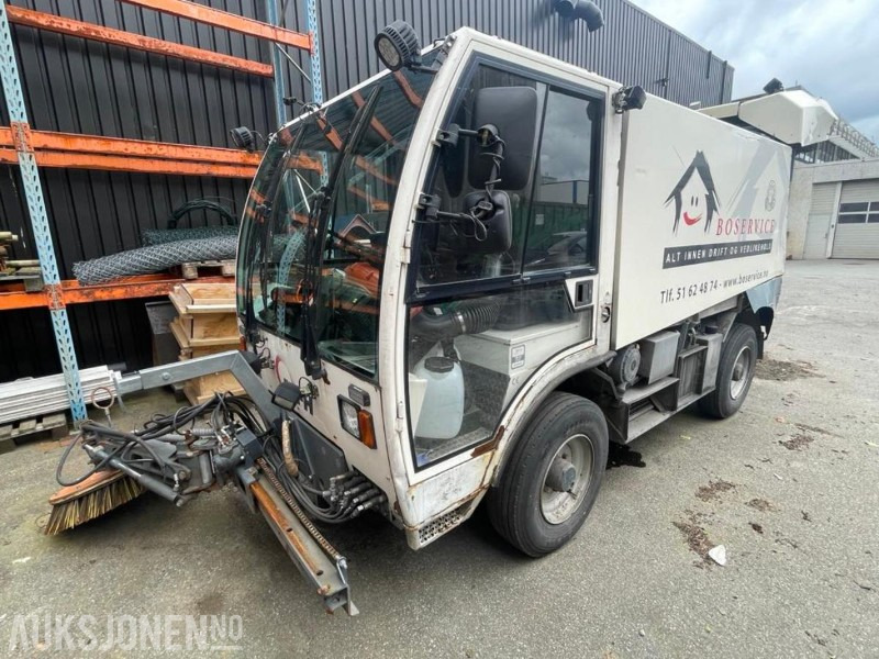 2007 AEBI MFH 5000 FEIE/KOSTEBIL - ROTERENDE FEIEBIL - IVECO MOTOR - KLIMA - 8800 TIMER. - Строително оборудване: снимка 1 2007 AEBI MFH 5000 FEIE/KOSTEBIL - ROTERENDE FEIEBIL - IVECO MOTOR - KLIMA - 8800 TIMER. - Строително оборудване: снимка 1