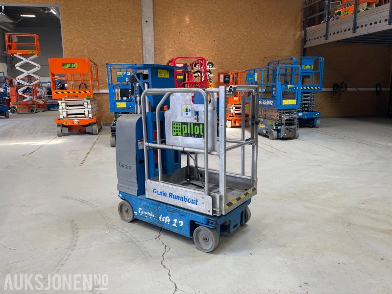 2007 Genie GR-12 Sakselift Mastelift - Работна площадка: снимка 2 2007 Genie GR-12 Sakselift Mastelift - Работна площадка: снимка 2