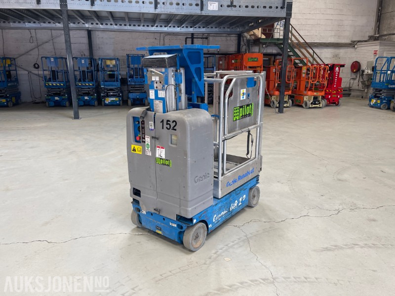 2007 Genie GR-12 Sakselift Mastelift - Работна площадка: снимка 1 2007 Genie GR-12 Sakselift Mastelift - Работна площадка: снимка 1