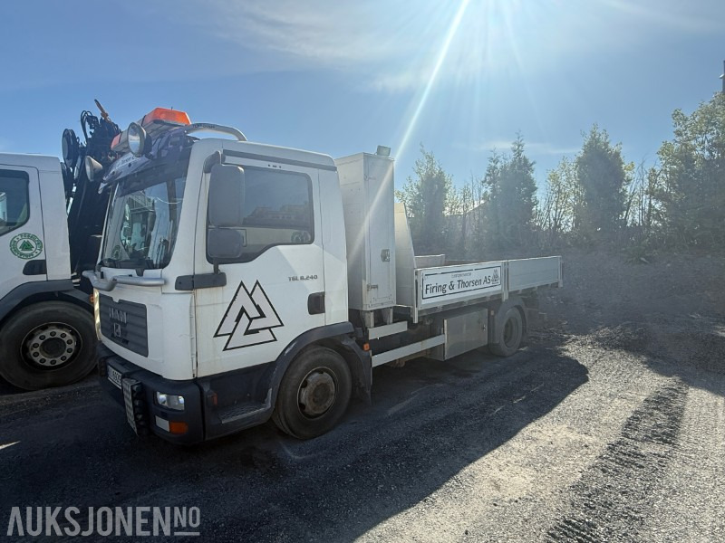 2007 MAN TGL 8.240 - Automat - EU OK - Kran og Tipp - EURO4T - 133025 km - Камион с кран: снимка 2 2007 MAN TGL 8.240 - Automat - EU OK - Kran og Tipp - EURO4T - 133025 km - Камион с кран: снимка 2
