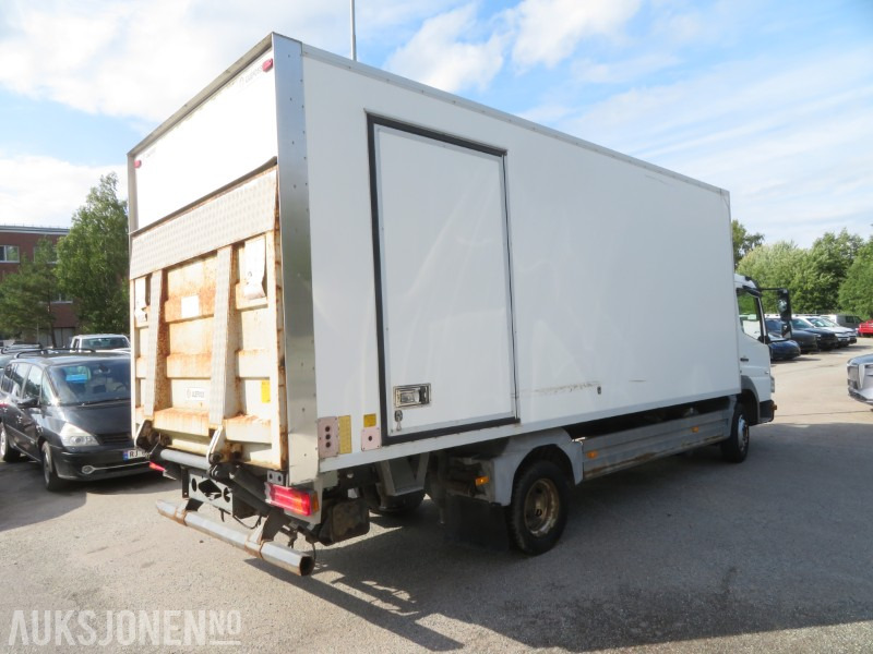 2007 Mercedes-Benz 818L/42AT kjølebil m/ Carrier Xarios 500 og Zepro lift - Камион фургон: снимка 4 2007 Mercedes-Benz 818L/42AT kjølebil m/ Carrier Xarios 500 og Zepro lift - Камион фургон: снимка 4
