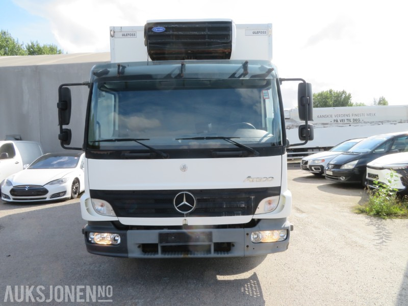2007 Mercedes-Benz 818L/42AT kjølebil m/ Carrier Xarios 500 og Zepro lift - Камион фургон: снимка 2 2007 Mercedes-Benz 818L/42AT kjølebil m/ Carrier Xarios 500 og Zepro lift - Камион фургон: снимка 2