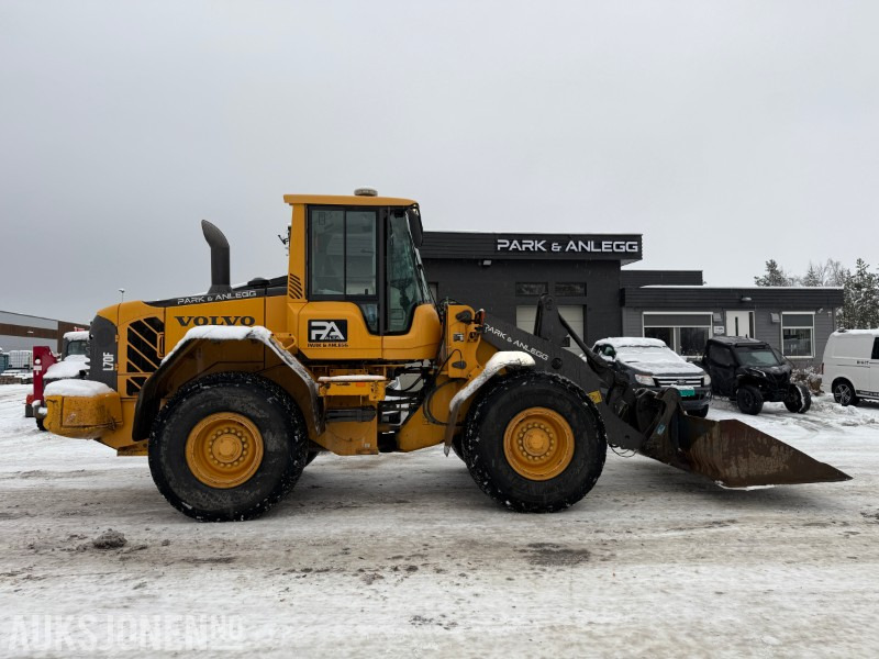 2007 Volvo L70F - Pusseskuffe - 9668t - Sentralsmøring - Колесен товарач: снимка 5 2007 Volvo L70F - Pusseskuffe - 9668t - Sentralsmøring - Колесен товарач: снимка 5