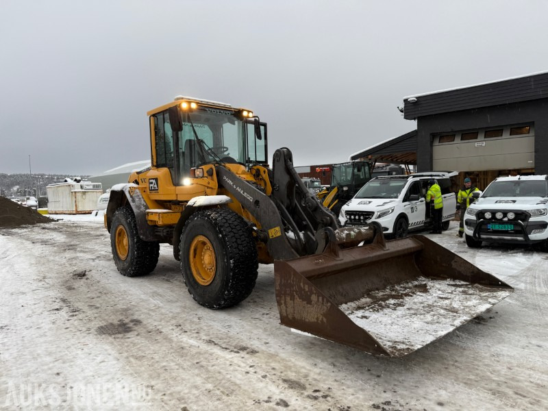 2007 Volvo L70F - Pusseskuffe - 9668t - Sentralsmøring - Колесен товарач: снимка 4 2007 Volvo L70F - Pusseskuffe - 9668t - Sentralsmøring - Колесен товарач: снимка 4