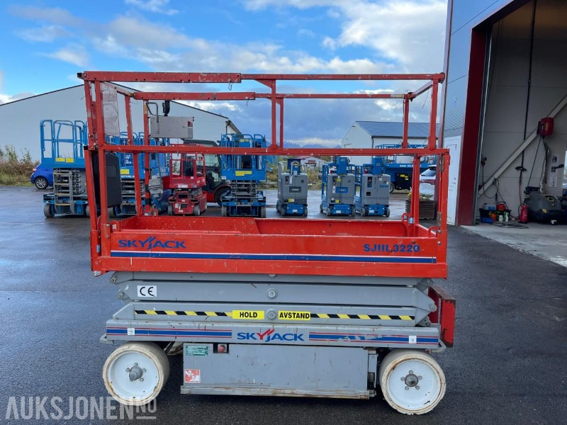 2008 SkyJack SJIII 3220 Sakselift, 208 timer - Работна площадка: снимка 5 2008 SkyJack SJIII 3220 Sakselift, 208 timer - Работна площадка: снимка 5