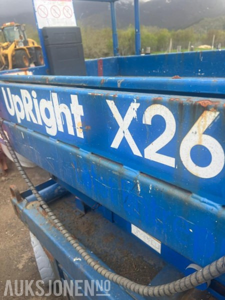 Работна площадка 2008 UpRight X26 Lift Selges som reparasjons objekt: снимка 7