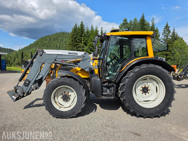 2008 Valtra N111 Traktor - 6140 Arbeidstimer - Valtra 45 Frontlaster - Трактор: снимка 3 2008 Valtra N111 Traktor - 6140 Arbeidstimer - Valtra 45 Frontlaster - Трактор: снимка 3