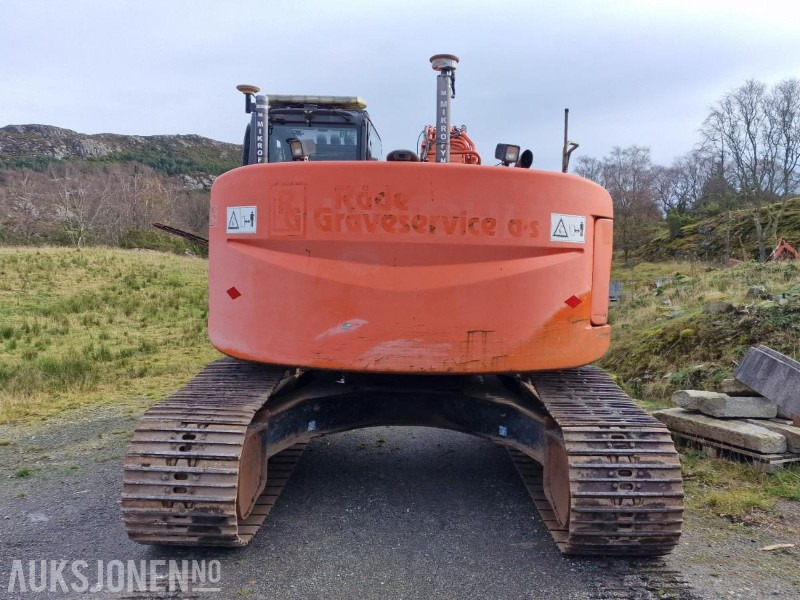 2009 Hitachi ZX225USLC-3 Beltegraver m/GPS/Rototilt med klype/Pusseskuffe, 12800 timer - Багер: снимка 5 2009 Hitachi ZX225USLC-3 Beltegraver m/GPS/Rototilt med klype/Pusseskuffe, 12800 timer - Багер: снимка 5
