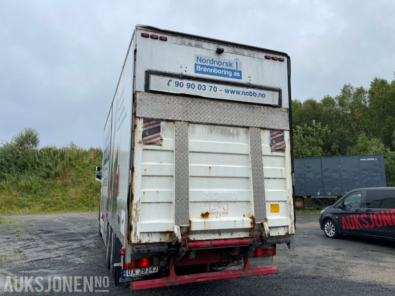 2009 Scania 480 R-serie Highline Skapbil med full sideåpning og Zepro baklift - Камион фургон: снимка 5 2009 Scania 480 R-serie Highline Skapbil med full sideåpning og Zepro baklift - Камион фургон: снимка 5