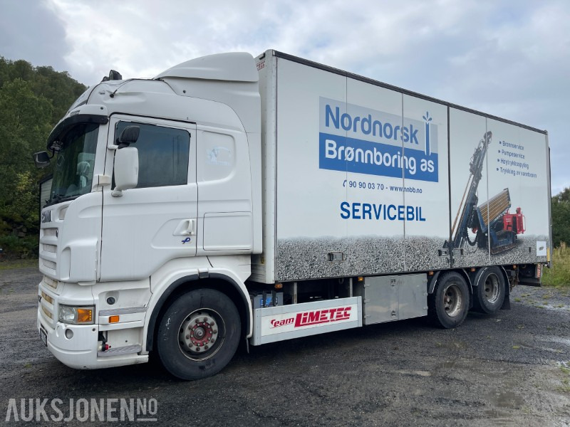 2009 Scania 480 R-serie Highline Skapbil med full sideåpning og Zepro baklift - Камион фургон: снимка 2 2009 Scania 480 R-serie Highline Skapbil med full sideåpning og Zepro baklift - Камион фургон: снимка 2