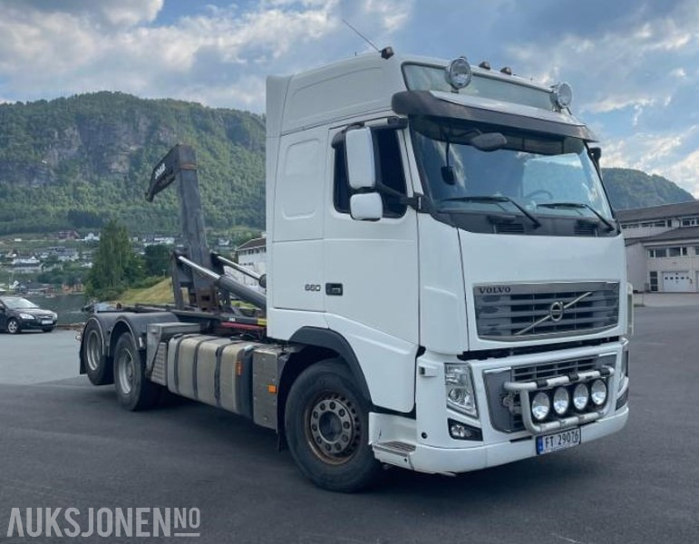 2009 Volvo FH16 Krokløft - 6x2 - Nylig EU godkjent - 1 stk containerkasse 35 m3 - 2 dekksett - Мултилифт с кука камион: снимка 3 2009 Volvo FH16 Krokløft - 6x2 - Nylig EU godkjent - 1 stk containerkasse 35 m3 - 2 dekksett - Мултилифт с кука камион: снимка 3