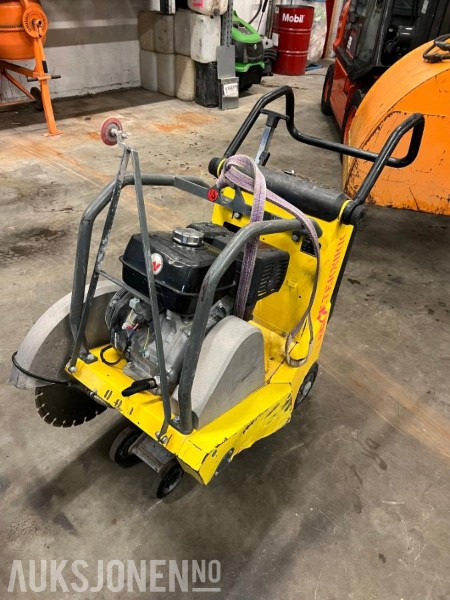2009 Wacker Neuson BFS 1350AL - Asfalt og betongsag. - Строително оборудване: снимка 1 2009 Wacker Neuson BFS 1350AL - Asfalt og betongsag. - Строително оборудване: снимка 1
