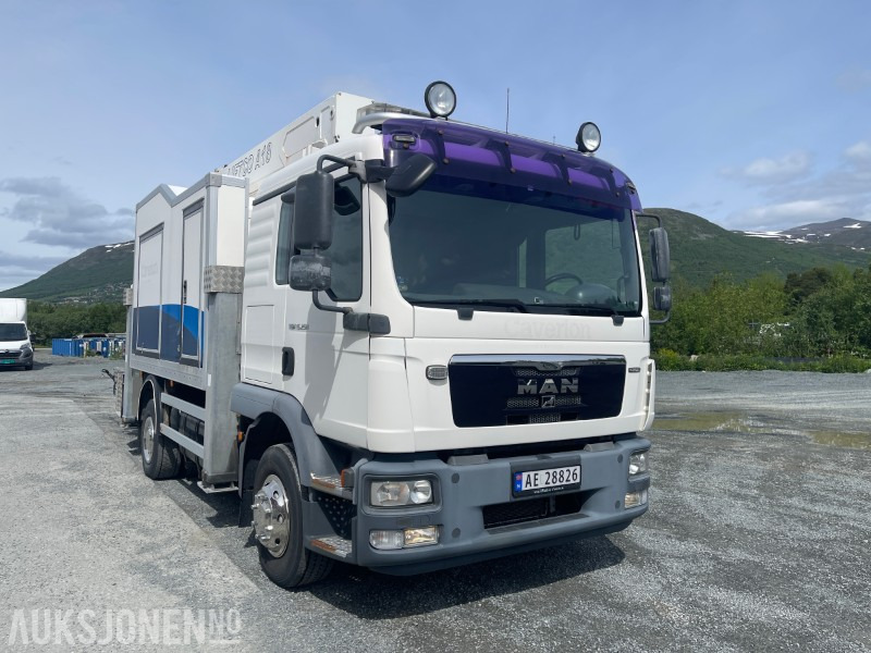 2010 MAN TGM kranbil med liftgo A18 - Камион с кран: снимка 2 2010 MAN TGM kranbil med liftgo A18 - Камион с кран: снимка 2